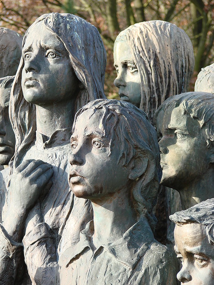 2 sculptures-children-of-lidice-czechoslovakia-czech-republic.jpg